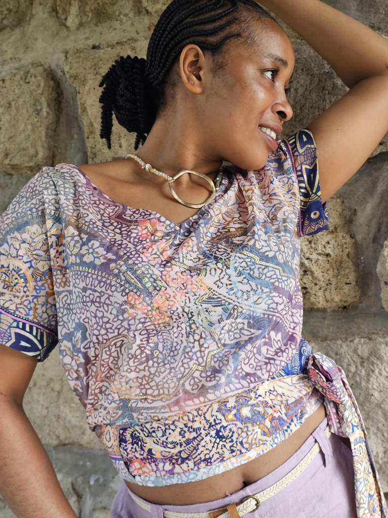 Svileni crop top