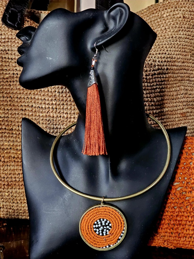 Mindjuse copper tassels