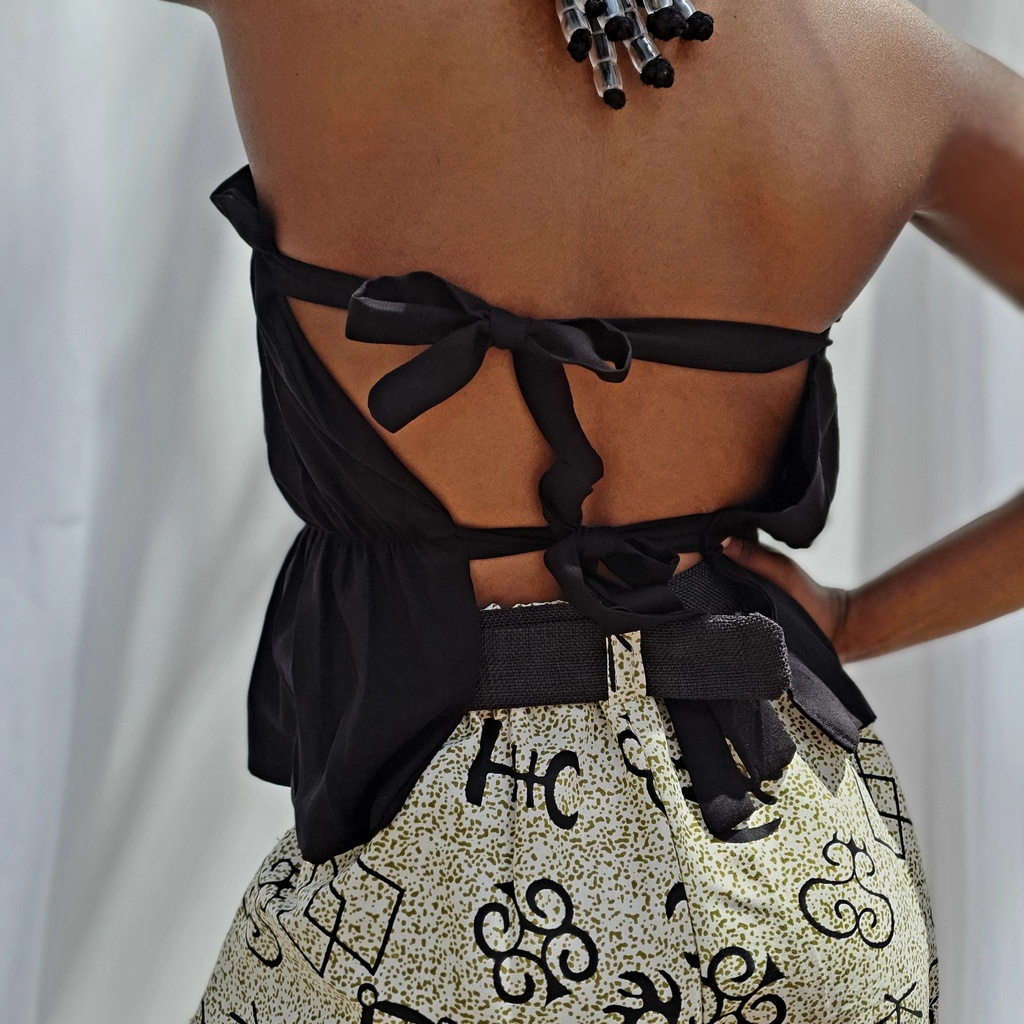 Top crop - crni