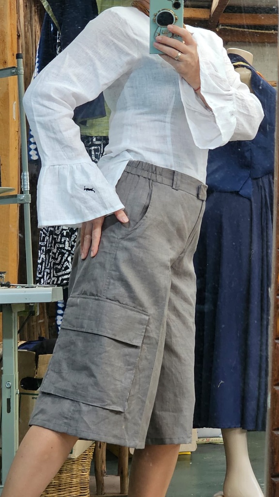 Bela lanena bluza dug rukav